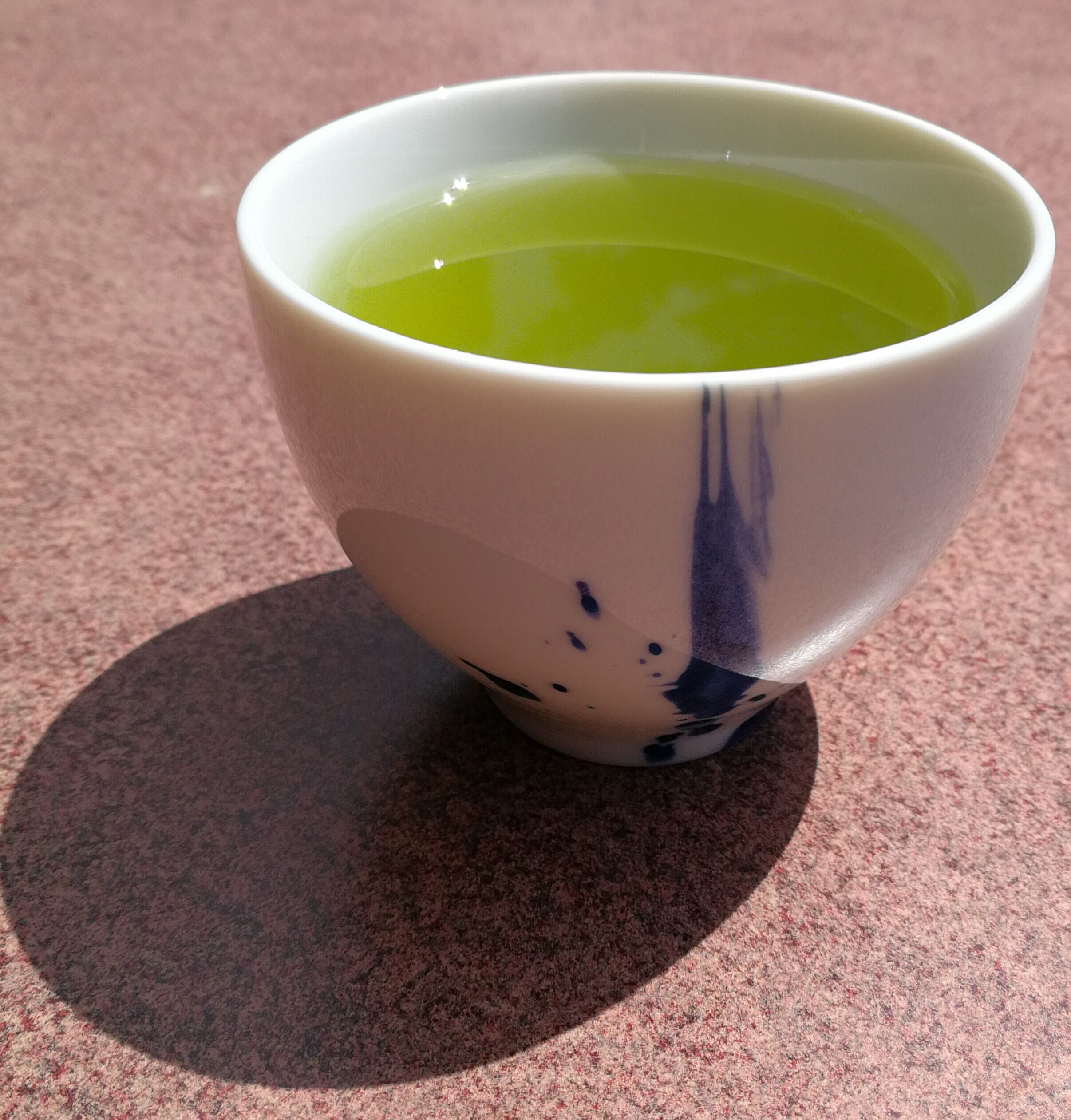 Teacup, white with blue splash, 140ml