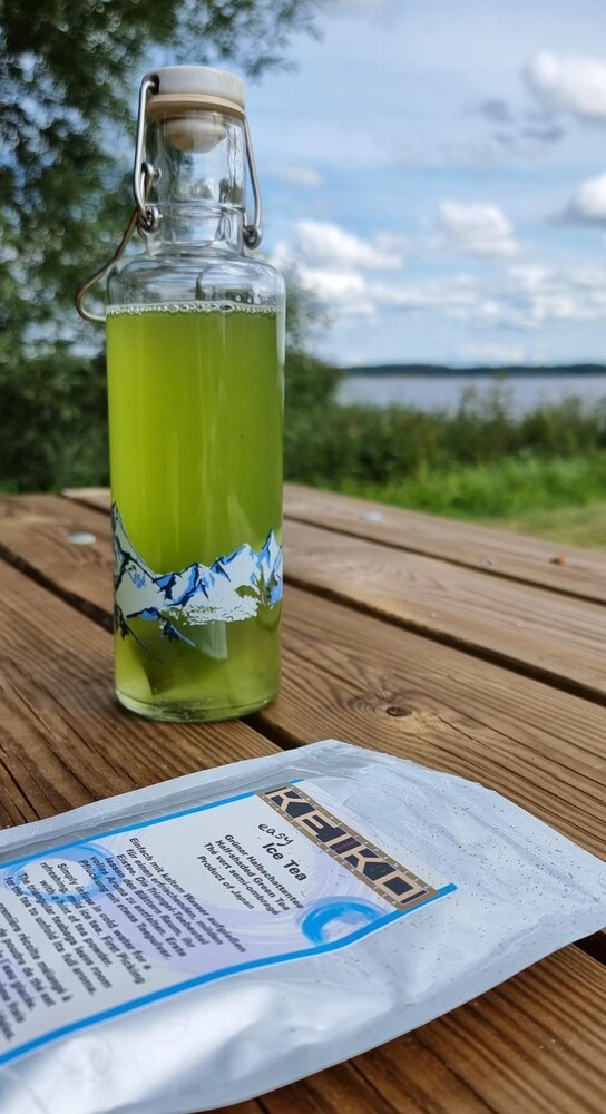 Kaltaufguss mit easy Ice Tea Aufgussbeutel in der Flasche