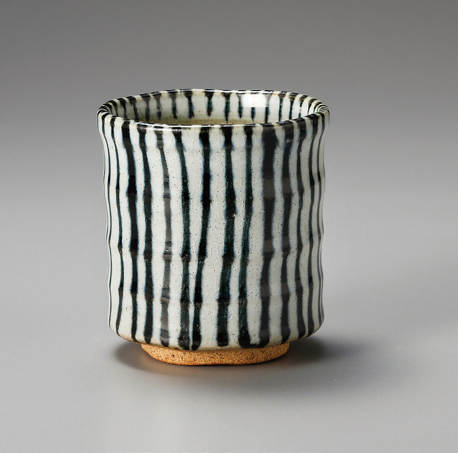 Yunomi-tea mug, black and white stripes, 240 ml