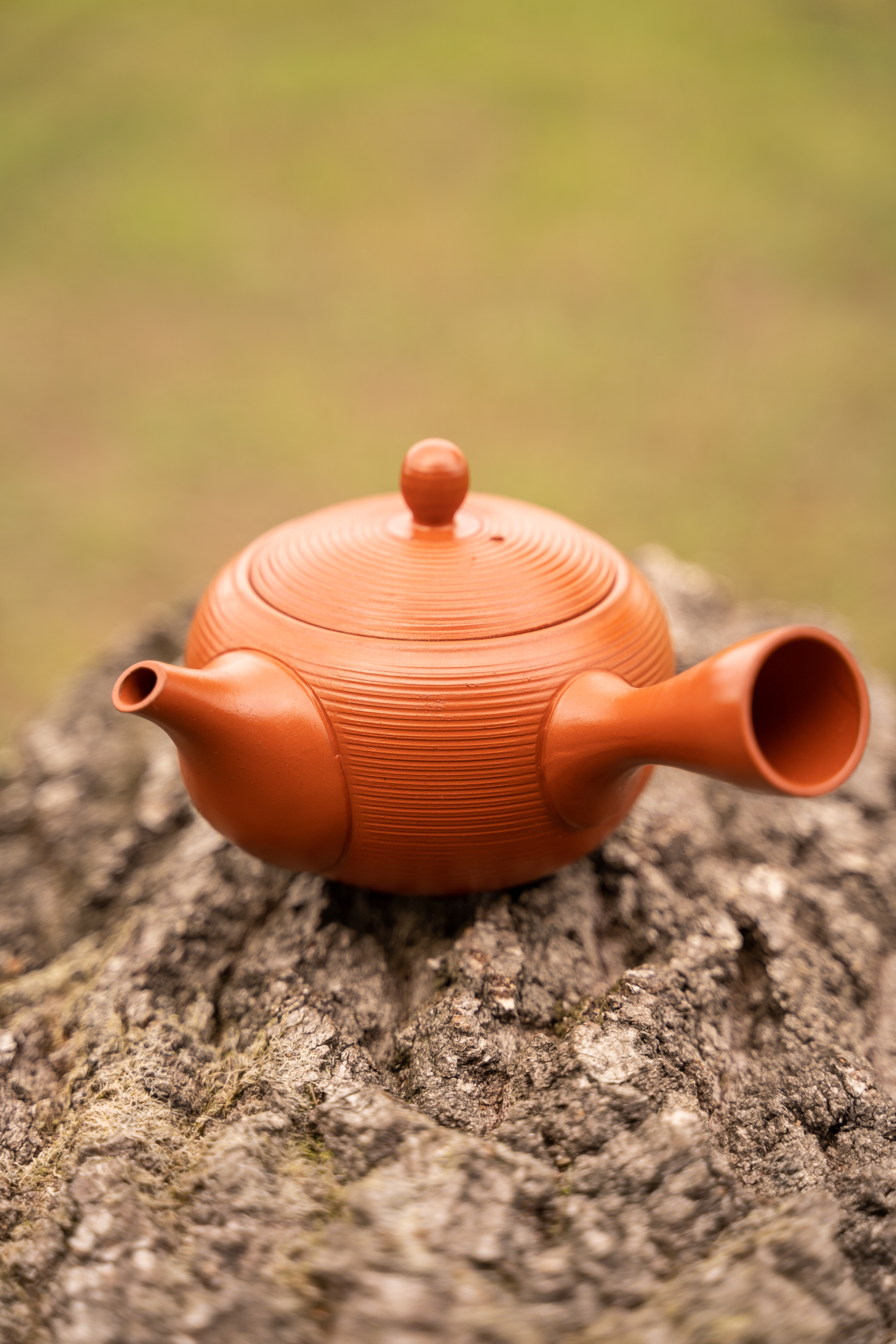 Kyusu-teapot, round, red with grooves, 350 ml